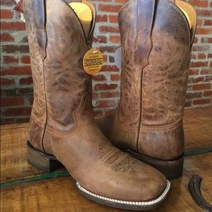 [Brand New] Men’s Plain Corral Boots